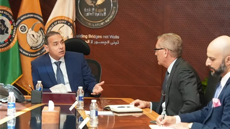 إسلام عزام: دخول الذكاء الاصطناعي البورصة لزيادة جاذبية الاستثمار الأجنبي
