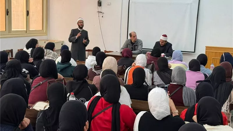 مجمع البحوث الإسلامية يختتم أسبوعه الدعوي بنقاش حول القيم والأخلاق