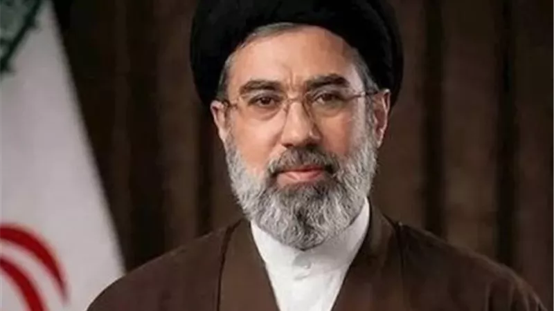 المرشد الإيراني: دعوات خارجية تستهدف وحدة البلاد والأمن القومي