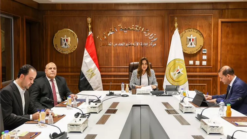  التنمية المحلية تتابع موقف منظومة التصالح على  مخالفات البناء بالمحافظات