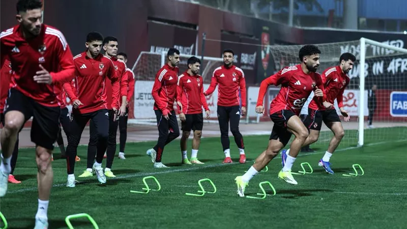 بيراميدز يهدد رباعي الأهلي بالغياب أمام الزمالك |ما القصة؟
