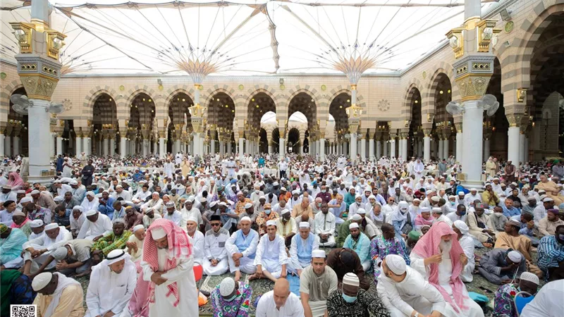 خطيب المسجد النبوي: النوم بنية التقوى طاعة