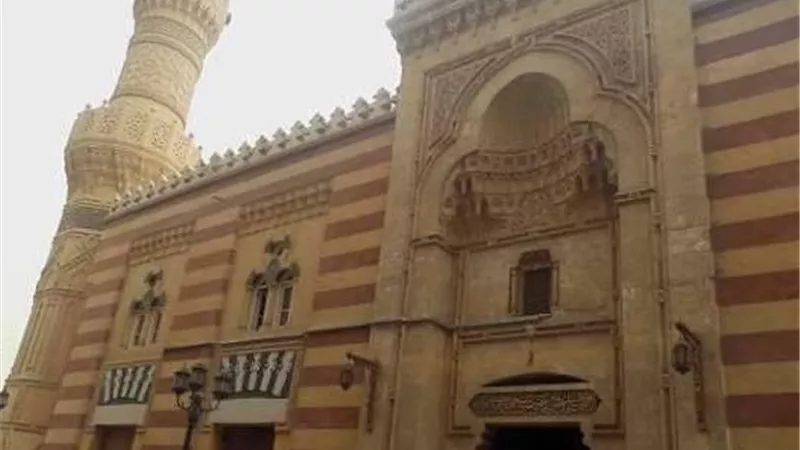 المسجد العباسي.. تحفة عثمانية عمرها 128 عام شاهدة على تاريخ الإسماعيلية