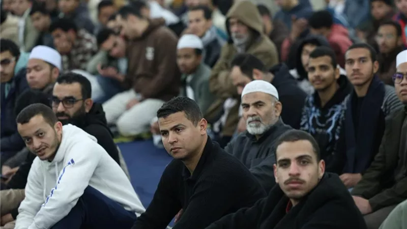 خطة متقنة.. كيف سيطرت الأوقاف على تحكم المتطرفين في المساجد؟