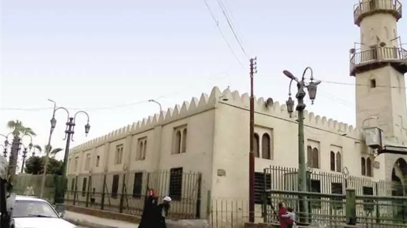 «مسجد الوداع» بالمنيا.. محطة الراحلين الأخيرة وحارس ذكريات 