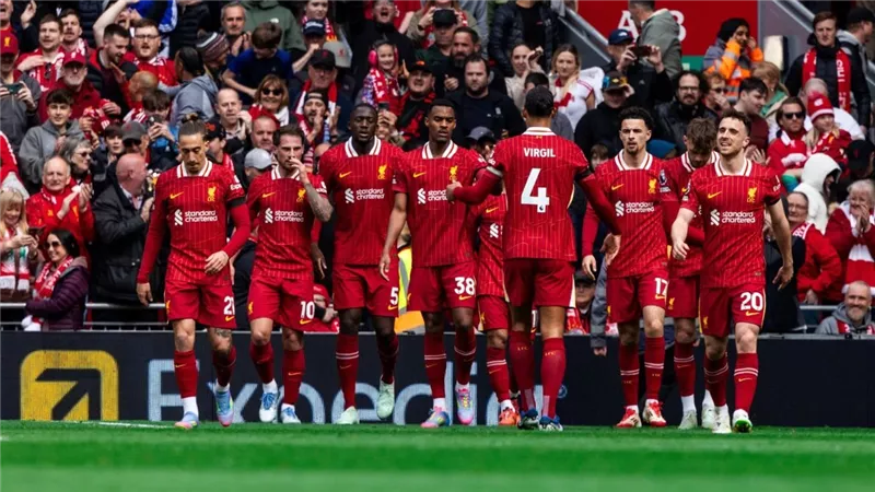 موعد مباراة ليفربول وكريستال بالاس في الدوري الإنجليزي