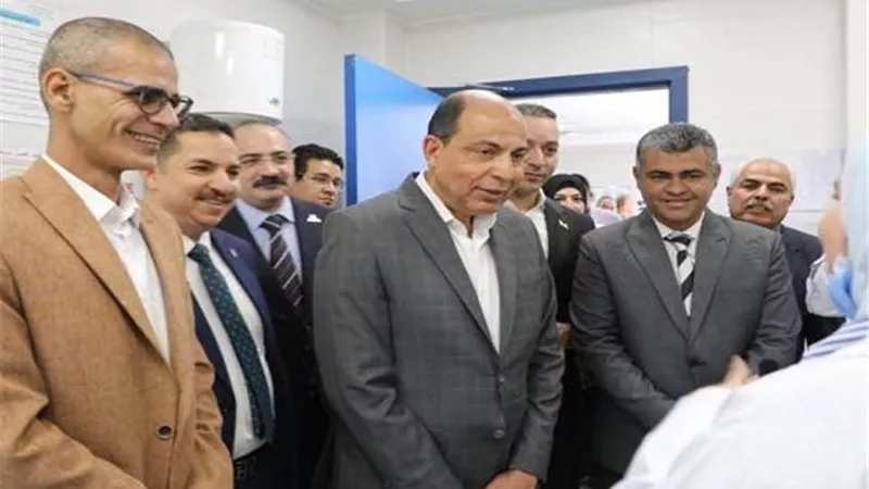 محافظ المنيا يفتتح أعمال تطوير الوحدة الصحية بالشيخ زياد بمغاغة