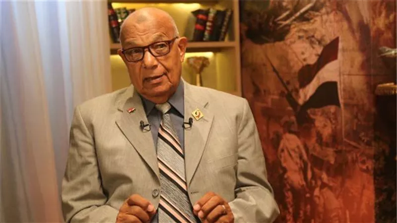 العقيد حلمي زكي يكشف تفاصيل تحرير أرض الفيروز «سيناء»|خاص