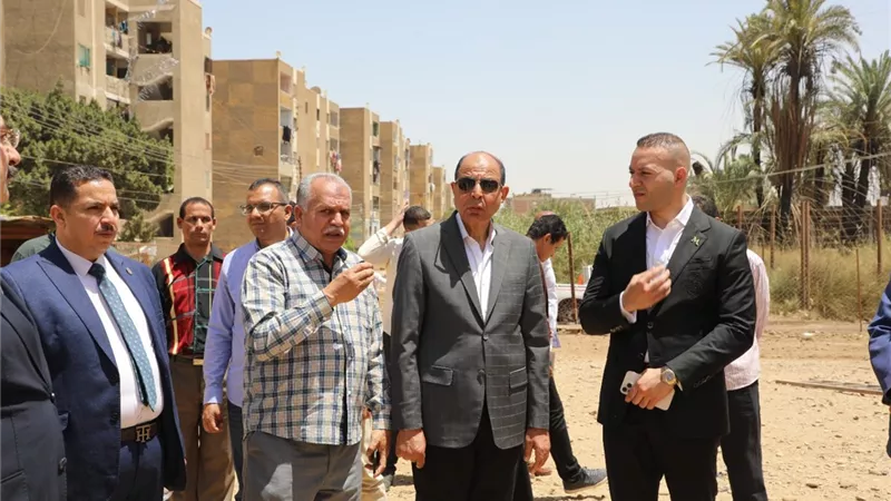 محافظ المنيا يعاين قطعة أرض بمغاغة لإقامة مدرسة تعليم أساسي