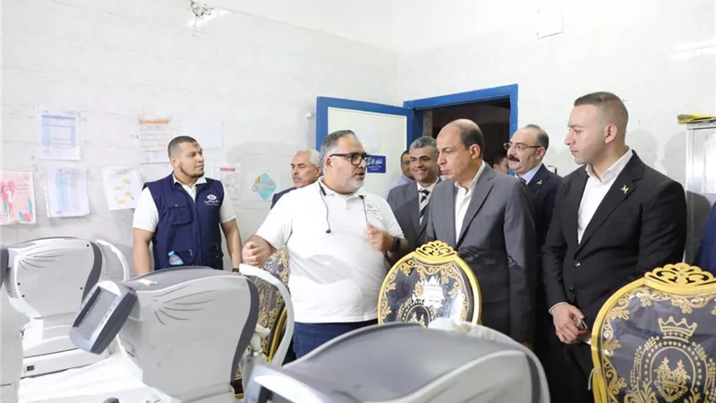 محافظ المنيا يوجه بتقديم كافة التسهيلات لرواد قافلة 