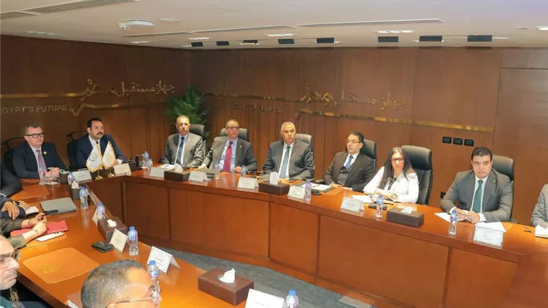 التخطيط: الاضطرابات العالمية فرصة لتعزيز الإنتاج المحلي في مصر