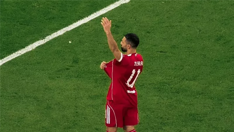 محمد صلاح يحظى بإشادة واسعة في إنجلترا.. ووداع أسطوري منتظر