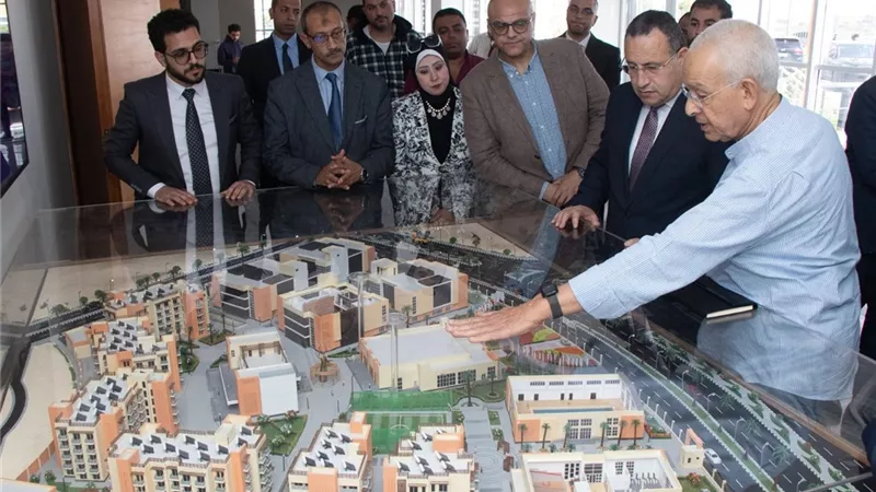 بمساحة 10 أفدنة.. تفاصيل جولة وزير التعليم العالي في جامعة سنجور الجديدة