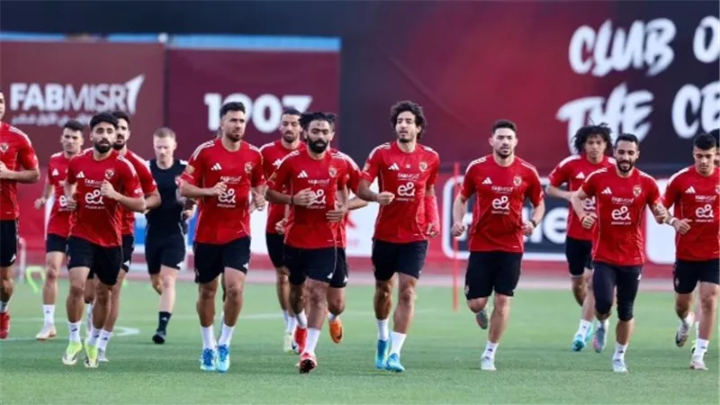 قائمة الأهلي في مواجهة بيراميدز بالدوري الممتاز 
