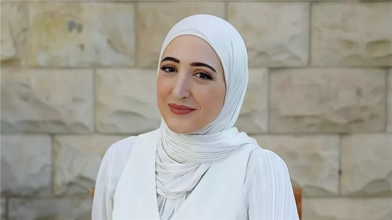 منى بشناق: الكتابة عندي ليست موهبة بل رسالة ومسؤولية أسعى لتحقيقها|حوار 
