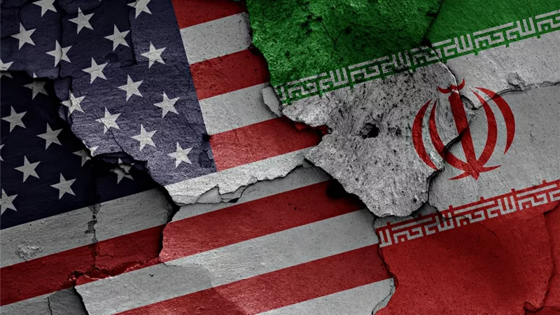 هاني سليمان: طهران تراهن على استنزاف واشنطن بمبادرات غير مكتملة الشروط