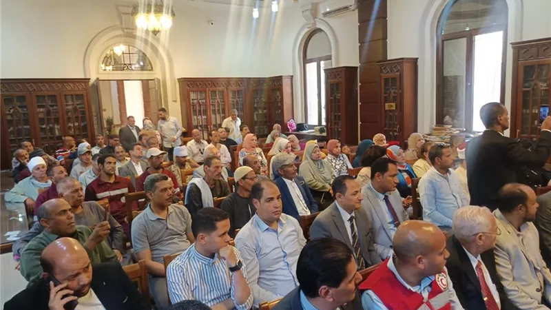 تكريم النماذج المشرفة في احتفالية «عيد العمال» بثقافة سوهاج|صور 