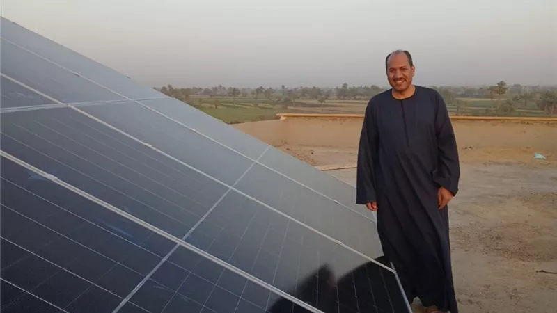  بأشعة الشمس.. الأنوار المحمدية أول مسجد يعتمد على الطاقة المتجددة بالمنيا