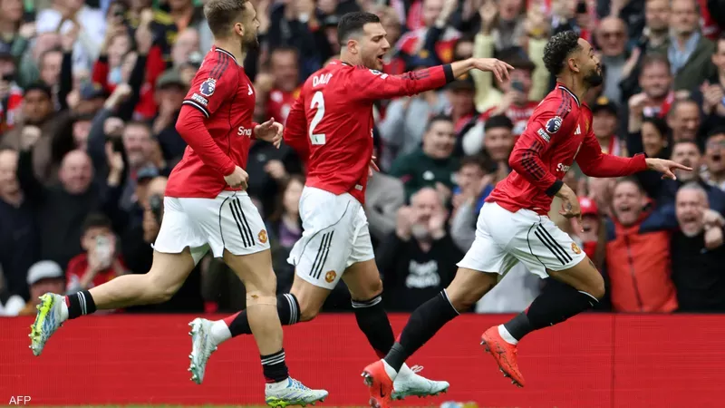 مانشستر يونايتد يعود إلى دوري أبطال أوروبا بعد غياب نسختين