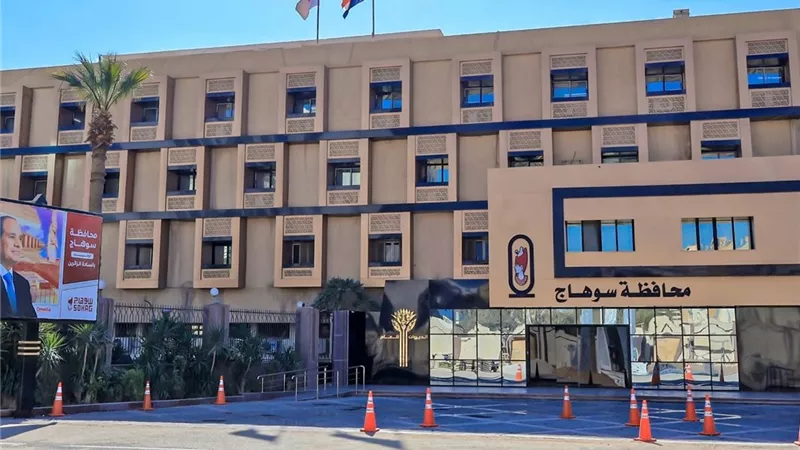 محافظة سوهاج ترفع درجة الاستعداد للقصوى لمواجهة موجة الطقس السيئ والأتربة