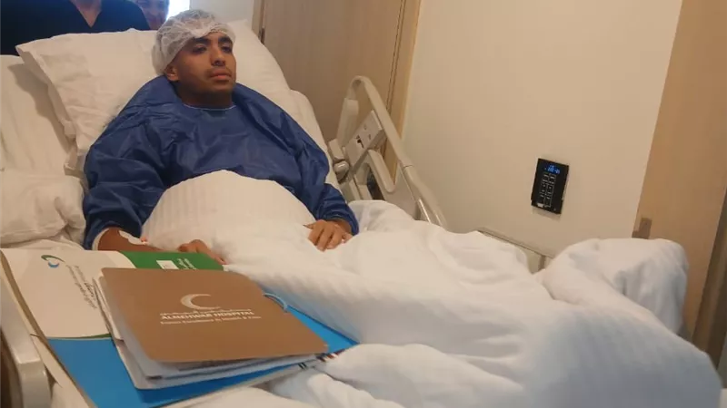 مصطفى الشهدي يجري جراحة الرباط الصليبي بنجاح تحت إشراف اتحاد الكرة