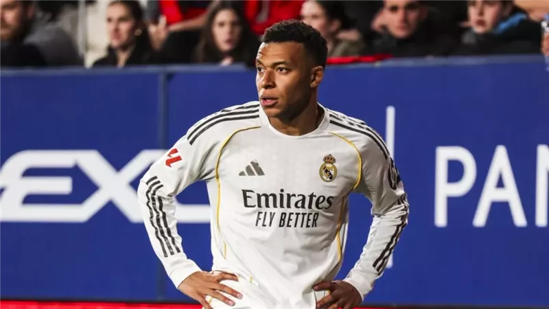 جدل في ريال مدريد بسبب رحلة مبابي قبل الكلاسيكو