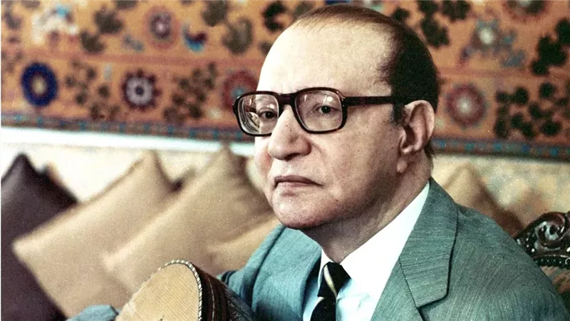 في ذكرى رحيله.. كيف وثقت الكتب سيرة محمد عبد الوهاب وإبداعه؟