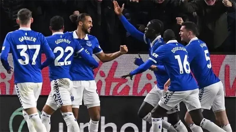 تشكيل إيفرتون أمام مانشستر سيتي في الدوري الإنجليزي
