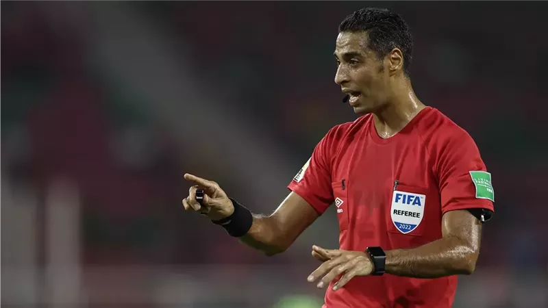 كواليس استبعاد أمين عمر من مباريات الزمالك|خاص 