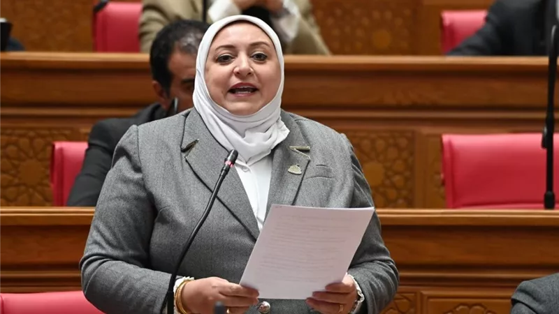 سحر عتمان تطالب بالانتقال من 