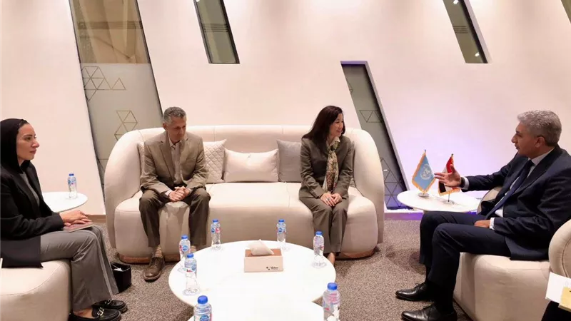  وزير السياحة يلتقي الممثل المقيم لبرنامج الأمم المتحدة الإنمائي في مصر