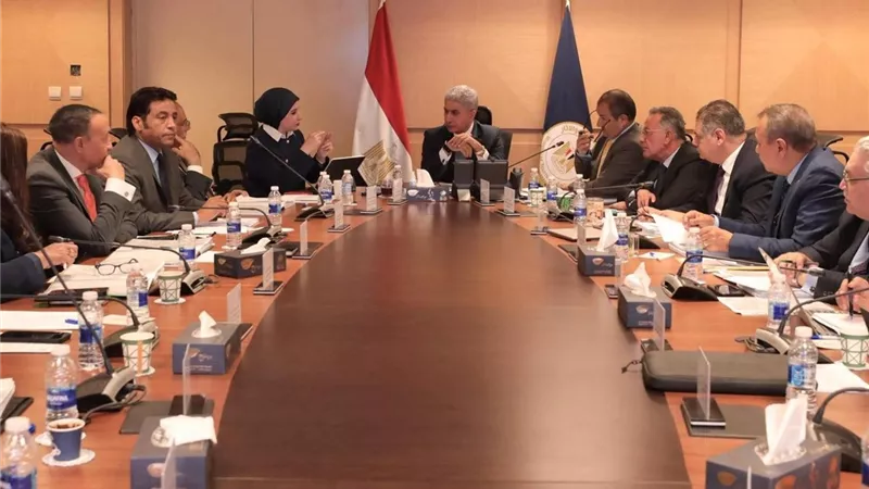 وزير السياحة: إقبال ملحوظ على معارض الآثار الخارجية