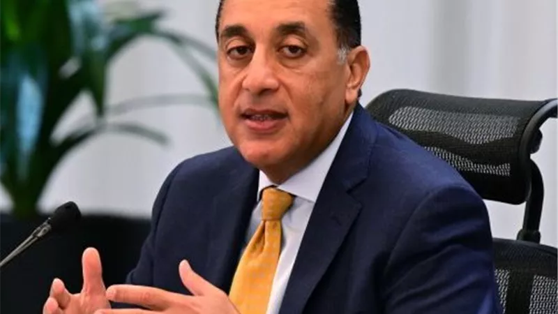 رئيس الوزراء يتابع الموقف التنفيذي وخطط التسليم بعدد من مشروعات الإسكان