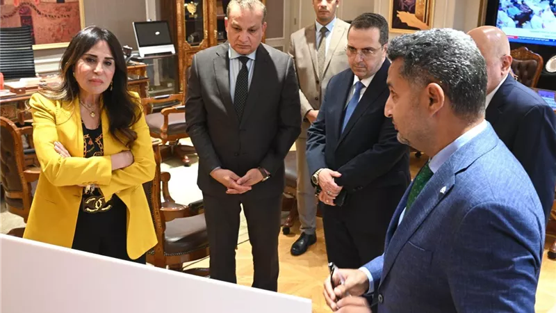 وزيرة الإسكان تبحث مع «أندلسية» فرص إقامة مشروعات طبية بالمدن الجديدة