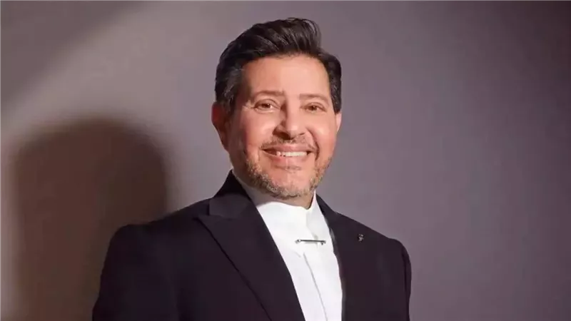 لبلبة وهالة سرحان وبوسي شلبي أول الحاضرين فى جنازة هاني شاكر