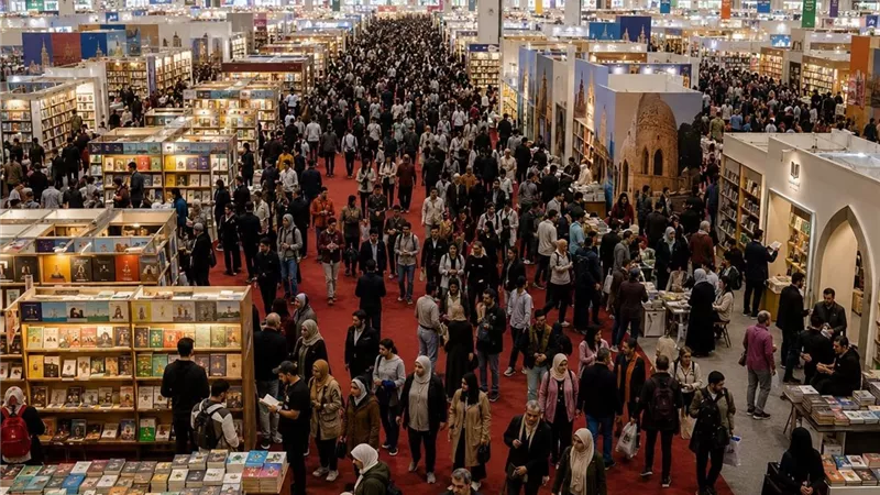 من لبنان إلى مصر.. رحلة أقدم معارض الكتاب في العالم العربي