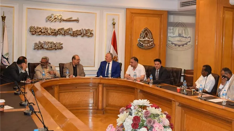 شعبة العمالة تناقش تعديلات قانون العمل وتستعد لرفع مذكرة رسمية 