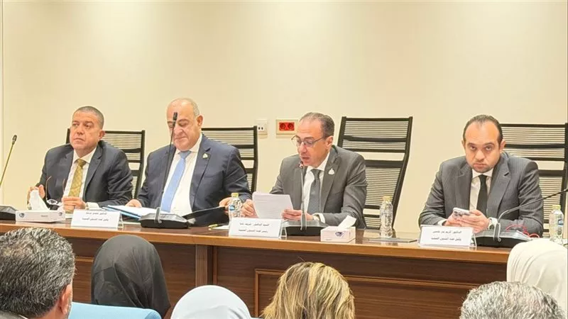 رقابة برلمانية صارمة على بنود إنفاق مديريات الشئون الصحية بالمحافظات