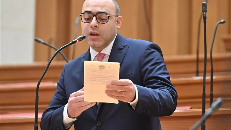 طلب إحاطة يحذر: وقف توزيع الدواء بالجمعيات الأهلية يهدد آلاف المرضى