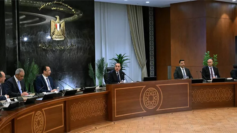 مدبولي: استثمارات بترولية تتجاوز 19 مليار دولار وطرح 30 شركة بالبورصة