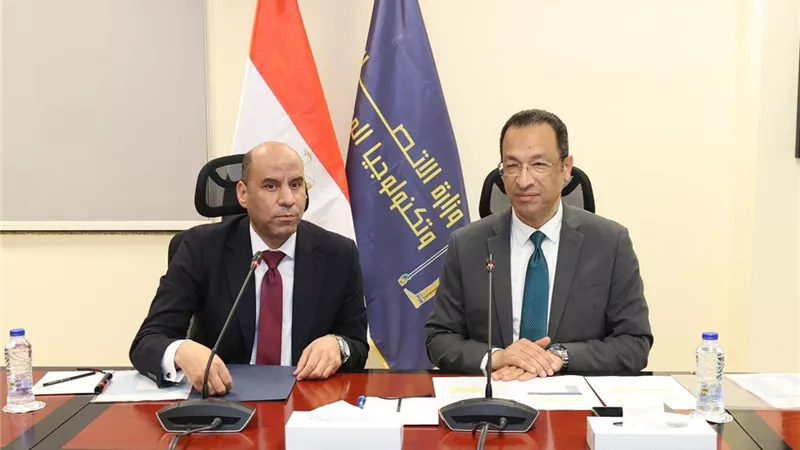 كيفية الحصول على كعب العمل إلكترونيًا