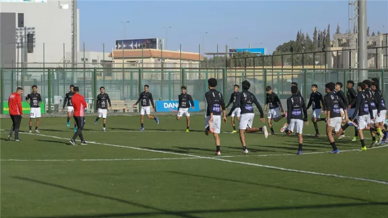 منتخب مصر للناشئين يفتح مرانه الأخير للإعلام قبل السفر إلى المغرب