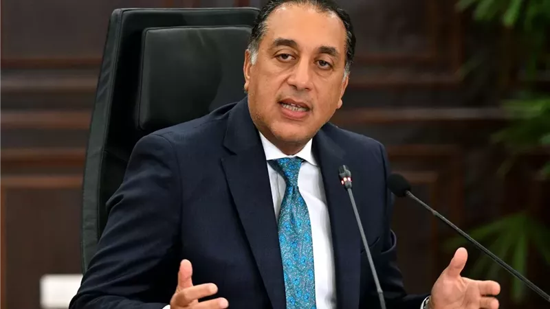 رئيس الوزراء يتابع جهود منظومة الشكاوى الحكومية خلال أبريل الماضي