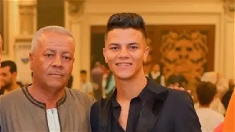 موقف محمد شحاتة من مغادرة معسكر الزمالك بالجزائر بعد وفاة والده