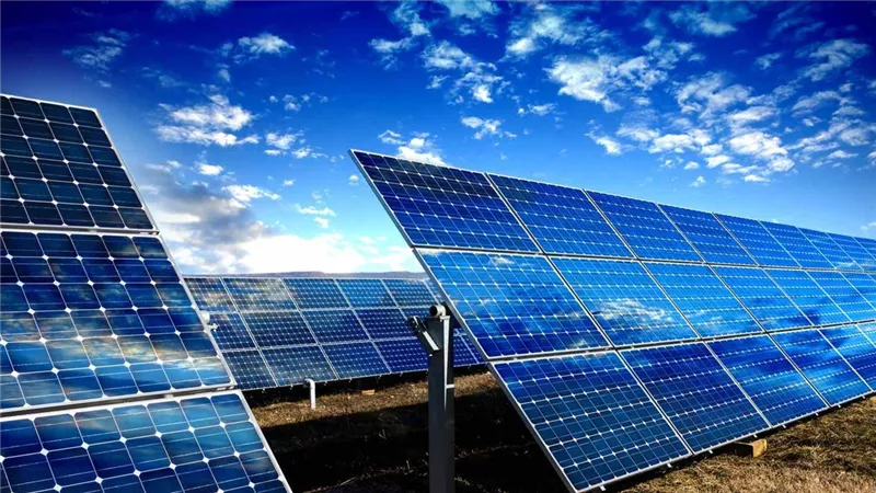 الطاقة المتجددة على مائدة «الشيوخ» لدعم خطط ترشيد الكهرباء