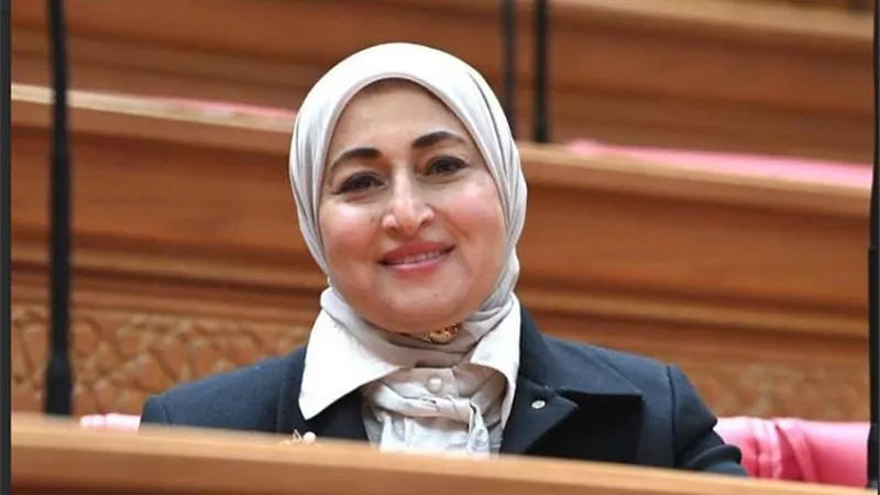 مقترح برلماني لإدراج «التربية الإعلامية» ضمن مناهج التعليم الأساسي