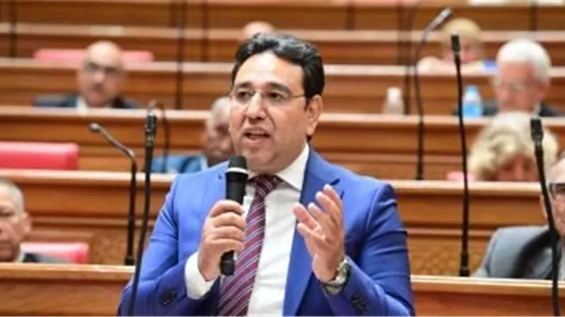 برلماني يتقدم بطلب إحاطة لتنظيم نشاط صناع المحتوى على مواقع التواصل