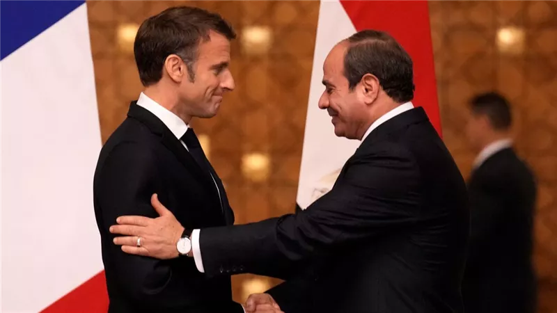 بث مباشر.. الرئيس السيسي وماكرون يفتتحان المقر الجديد لجامعة سنجور