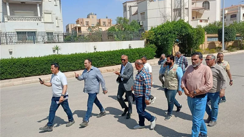 تنفيذ 14 قرار إزالة داخل كمبوند شهير بمدينة العبور 