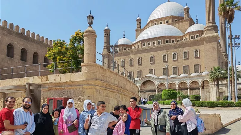 «الثقافة» تنظم زيارة تثقيفية لطلاب التربية الفكرية إلى قلعة صلاح الدين